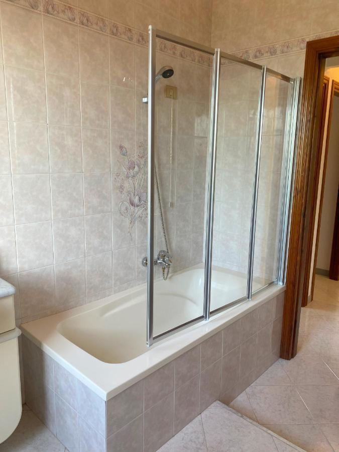 Lovely Home 5 Min Walk To The Beach, 3 Bedrooms Ample Outdoor Relax And Wifi 캐피타나 외부 사진
